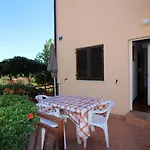 Apartment Liliana Near Beach